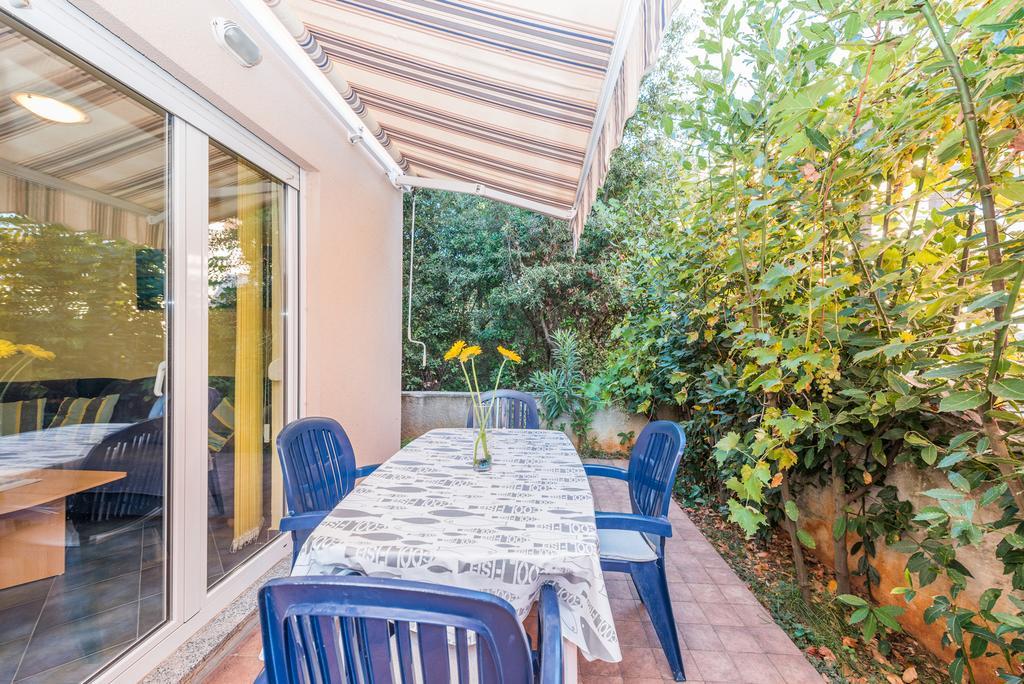 Apartment Stipic Petrcane Exterior foto