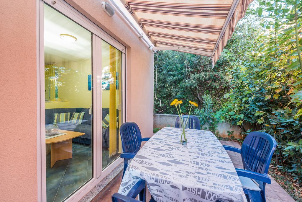Apartment Stipic Petrcane Exterior foto